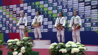 Medal Ceremony -52 kg