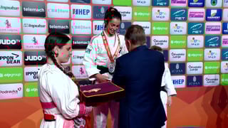 Medal Ceremony -48 kg