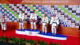 Medal Ceremony -100 kg
